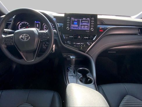 Used 2024 Toyota Camry SE FWD image 14