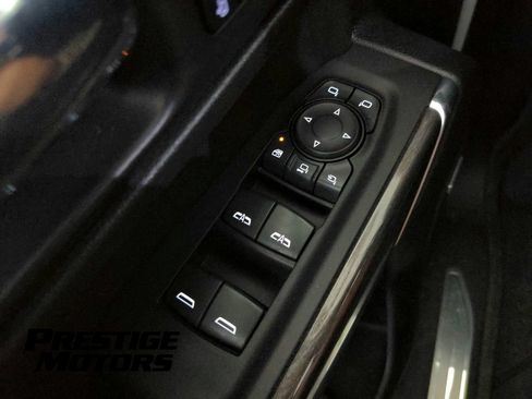 Used 2021 Chevrolet Silverado 2500 LTZ w/ LTZ Premium Package AWD/4WD image 24