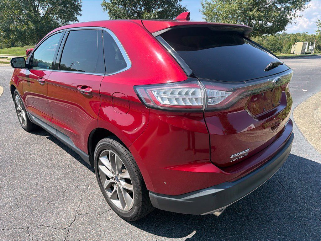 Used 2018 Ford Edge Titanium w/ Equipment Group 301A FWD image 7