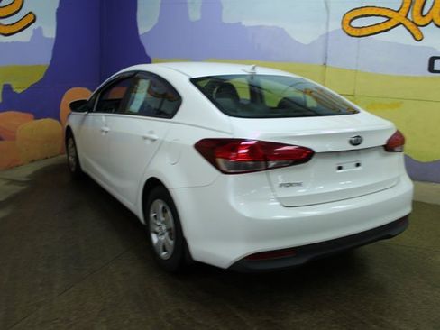 Used 2018 Kia Forte LX w/ LX Popular Package image 6