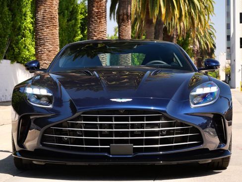 New 2026 Aston Martin V8 Vantage S image 7