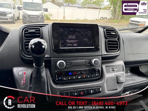 Used 2025 RAM ProMaster 2500 w/ Convenience Group FWD image 10
