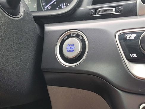 Used 2018 Hyundai Sonata SEL image 29