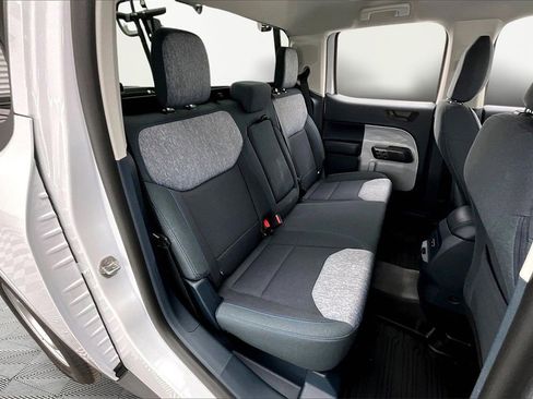 Used 2025 Ford Maverick XLT w/ Equipment Group 302A image 28