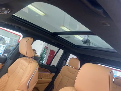 New 2026 Jeep Grand Cherokee Summit image 15