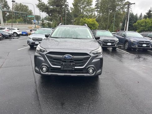 Used 2025 Subaru Outback Onyx Edition AWD/4WD image 2