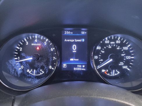 Used 2018 Nissan Rogue SV w/ Premium Package image 23