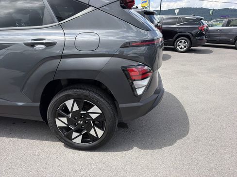 Used 2025 Hyundai Kona SEL AWD/4WD image 11