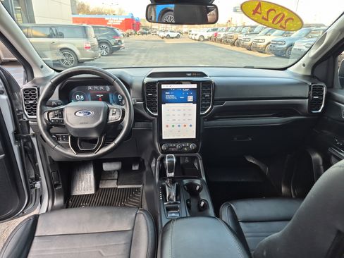 Used 2024 Ford Ranger Lariat w/ Trailer Tow Package image 21