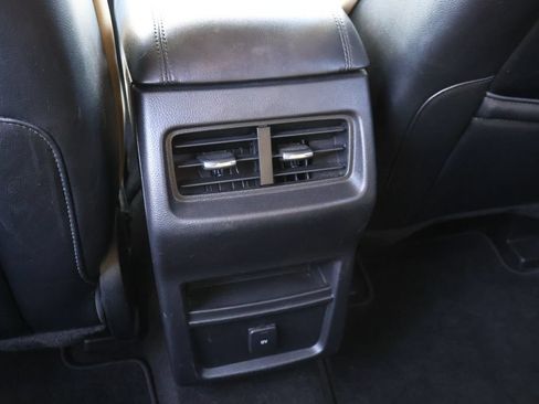 Used 2019 Ford Edge SEL w/ Equipment Group 201A FWD image 26