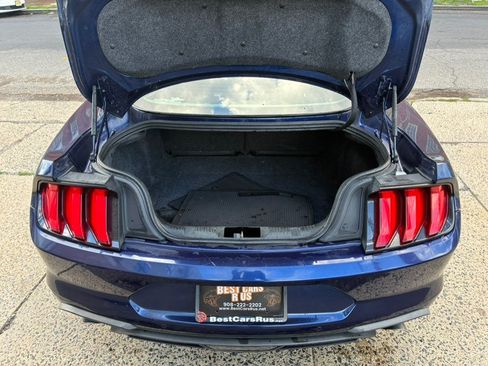 Used 2019 Ford Mustang Coupe w/ Equipment Group 101A RWD image 7