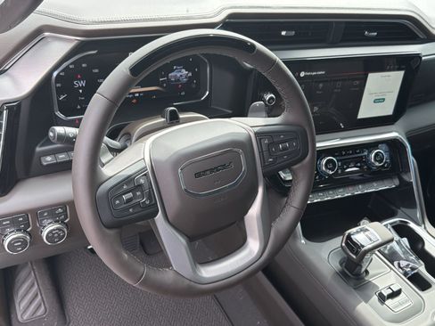 Used 2026 GMC Sierra 1500 Denali AWD/4WD image 17