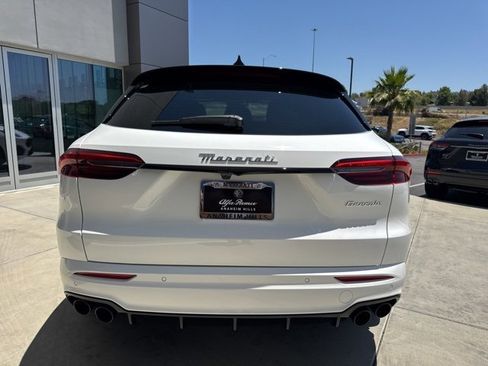 New 2025 Maserati Grecale Modena image 6