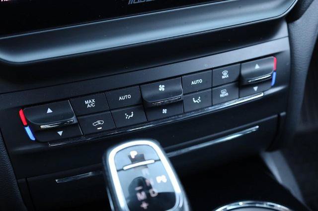 Used 2022 Maserati Ghibli Modena RWD image 15