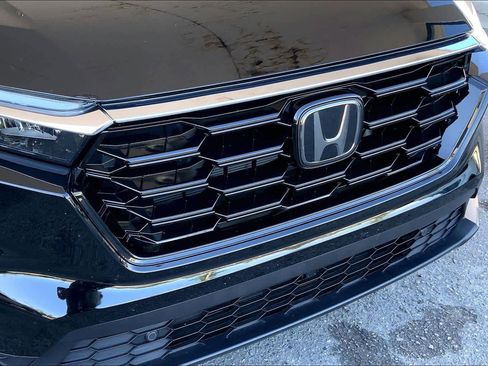 Used 2025 Honda CR-V EX-L image 32