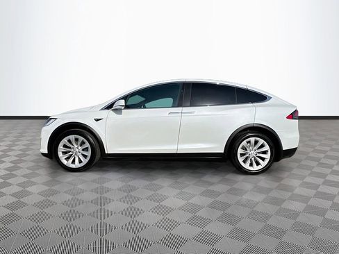 Used 2019 Tesla Model X Long Range image 4