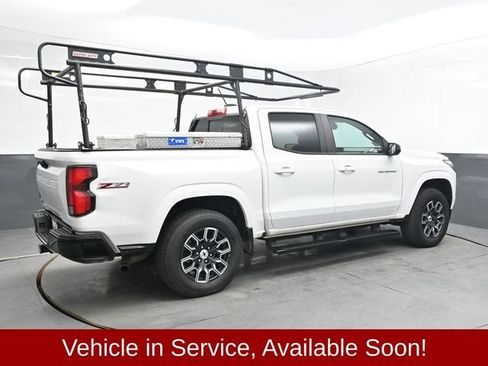 Used 2024 Chevrolet Colorado Z71 w/ Advanced Trailering Package AWD/4WD image 8