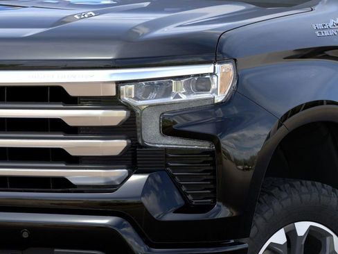 New 2026 Chevrolet Silverado 1500 High Country w/ Technology Package image 10
