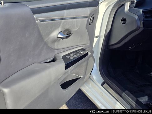 Certified 2022 Lexus ES 350 image 12