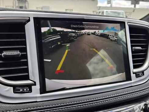 New 2027 Chrysler Pacifica Select FWD image 11
