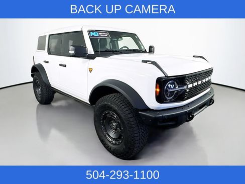 Used 2025 Ford Bronco Badlands AWD/4WD image 4
