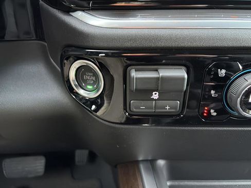 New 2026 Chevrolet Silverado 2500 High Country w/ High Country Premium Package AWD/4WD image 26