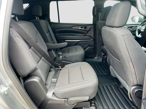 Used 2026 Chevrolet Traverse LT w/ Driver Confidence Package FWD image 30