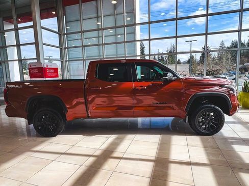 New 2025 Toyota Tundra Limited image 9