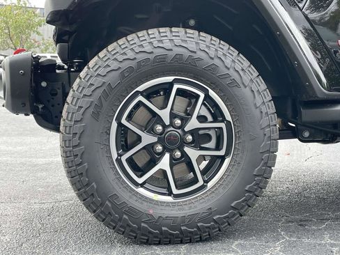 New 2025 Jeep Gladiator Rubicon image 37