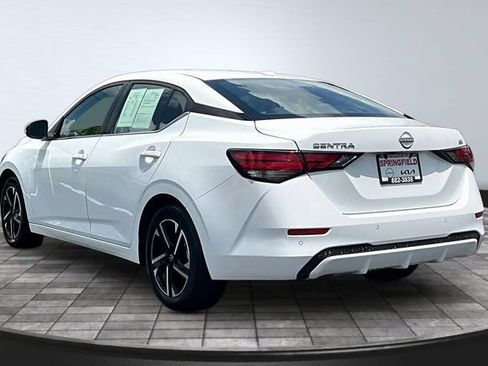 Used 2024 Nissan Sentra SV FWD image 4