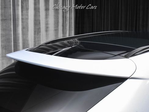 Used 2022 Aston Martin DBX AWD/4WD image 43