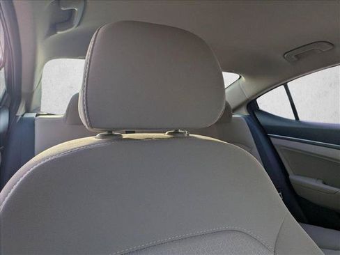 Used 2018 Hyundai Elantra SEL FWD image 14