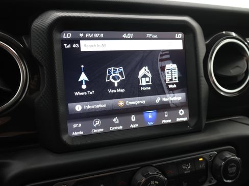Used 2022 Jeep Wrangler Unlimited Sahara AWD/4WD image 50