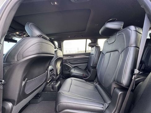 New 2026 Jeep Grand Cherokee L Limited AWD/4WD image 13