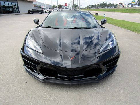 Used 2022 Chevrolet Corvette Stingray Premium Conv w/ Z51 Performance Package RWD image 2
