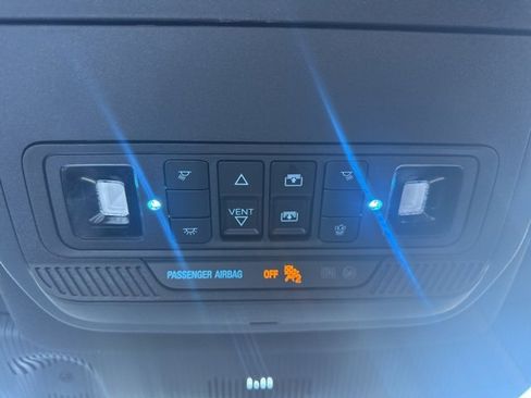 Used 2025 Ford Explorer ST-Line w/ Premium Package image 15