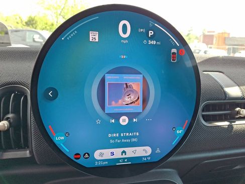 Used 2025 MINI Cooper 2-Door Hardtop FWD image 19