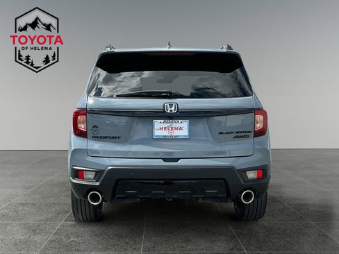 Used 2025 Honda Passport Black Edition image 4