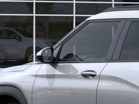New 2025 Chevrolet TrailBlazer ACTIV w/ Convenience Package image 38