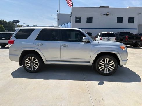 Used 2011 Toyota 4Runner Limited AWD/4WD image 12