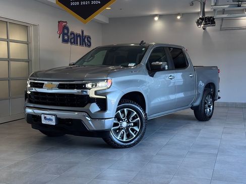 Certified 2023 Chevrolet Silverado 1500 LT image 2