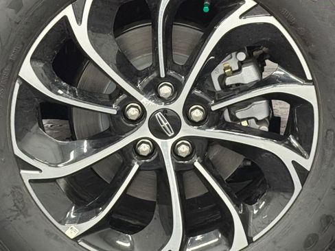 New 2026 Lincoln Nautilus Premier w/ Equipment Group 102A image 5