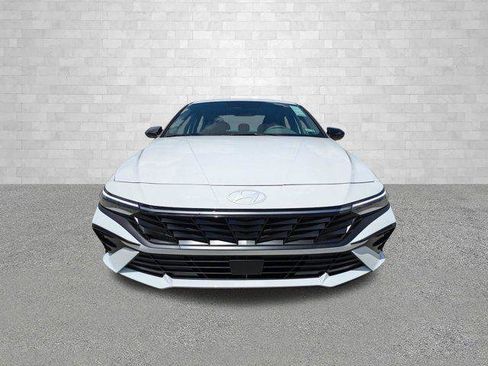 New 2026 Hyundai Elantra SEL Sport Premium FWD image 6