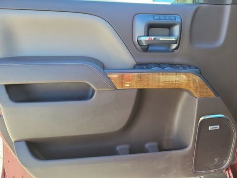 Used 2017 GMC Sierra 1500 SLT w/ SLT Premium Package image 16