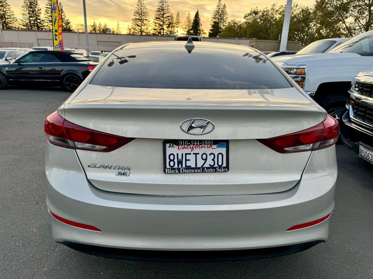 Used 2017 Hyundai Elantra SE FWD image 7
