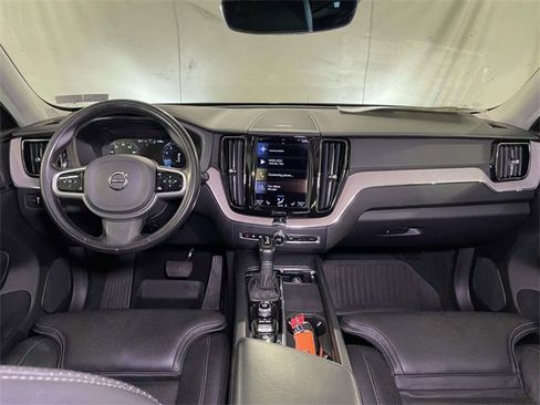 Used 2021 Volvo XC60 T5 Inscription w/ Protection Package Premier image 22