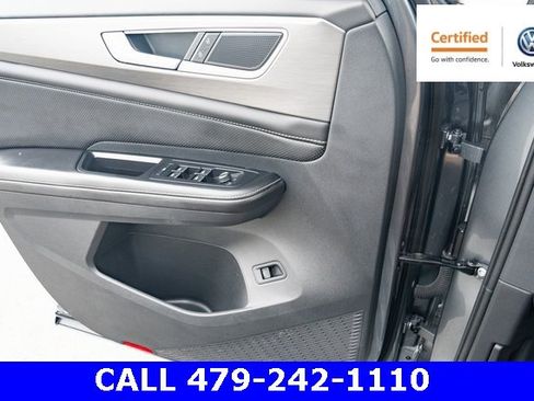 Certified 2024 Volkswagen Atlas Cross Sport SE image 27