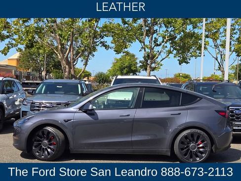 Used 2022 Tesla Model Y Performance AWD/4WD image 5