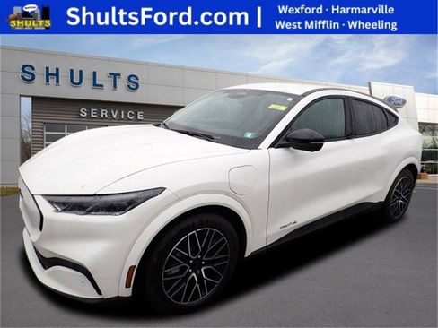 Certified 2025 Ford Mustang Mach-E Premium image 1