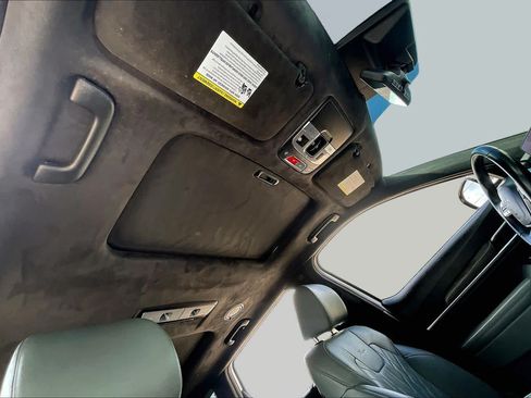 Used 2023 Kia Telluride SX Prestige X-Pro AWD/4WD image 14